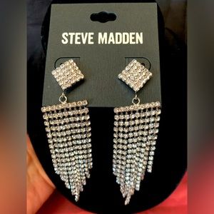 🆕 Steve Madden Crystal Chandelier Earrings 💎